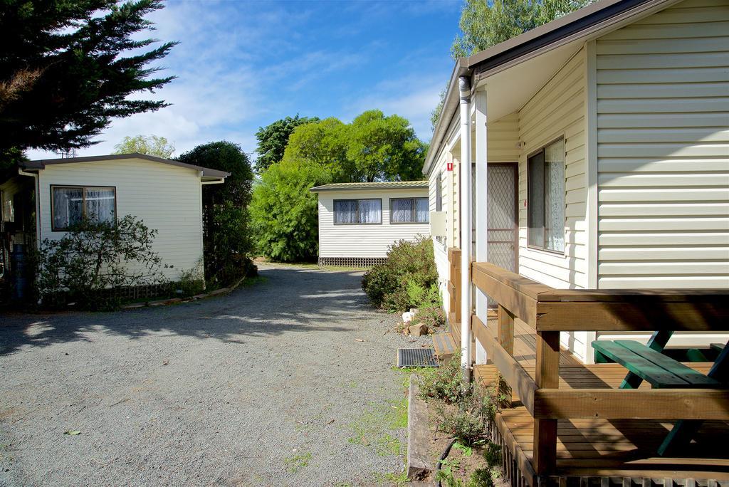 Triabunna Cabin & Caravan Park Esterno foto